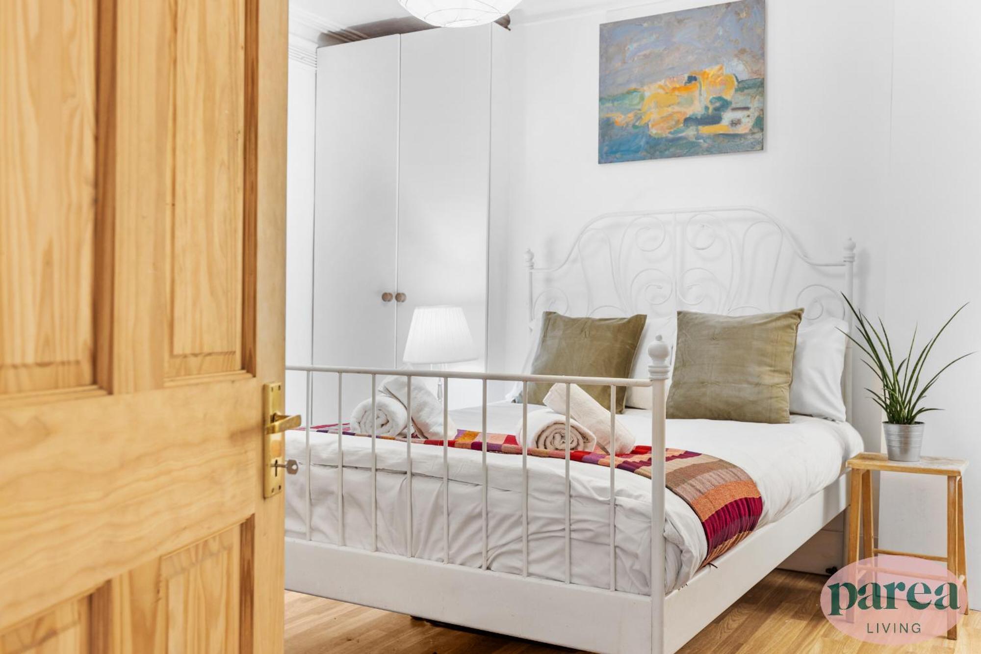 Parea Living - Cosy 1-Bed Artistic Flat At Newington Green London Ngoại thất bức ảnh